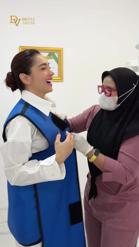 Post 7 by devyadentalclinic on TikTok (video)