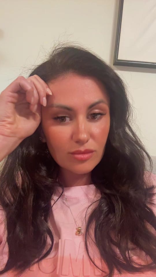 Post 2 by Iulia Neicovcean on TikTok (video)