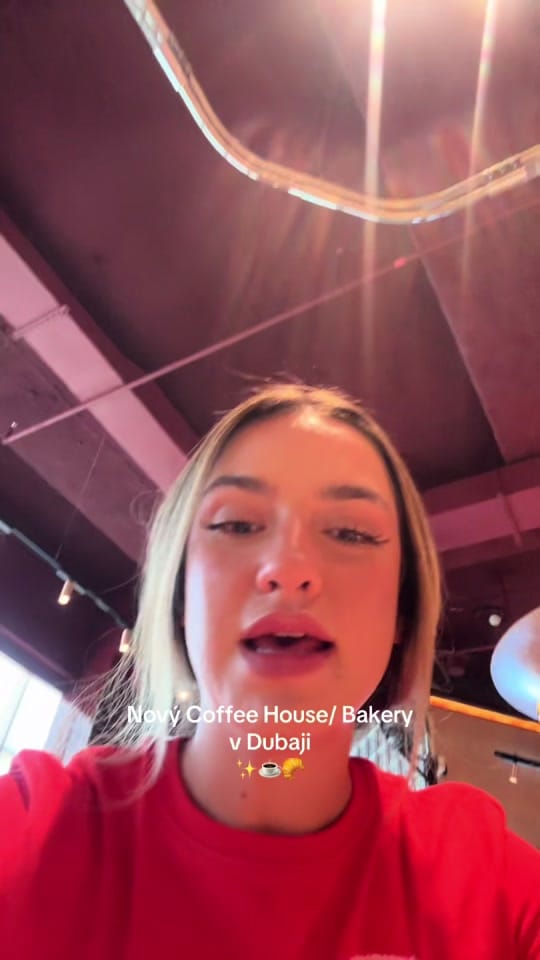 Post 1 by Zana on TikTok (video)