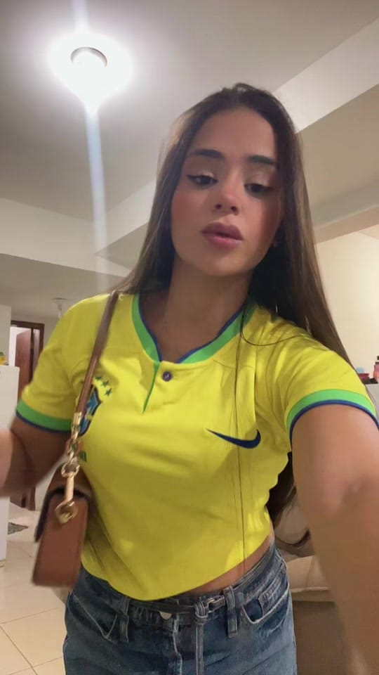 Post 1 by Maisinha on TikTok (video)