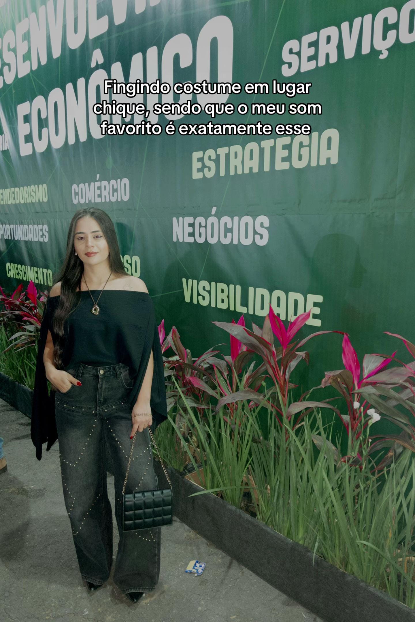 Post 3 by Maisinha on TikTok (video)