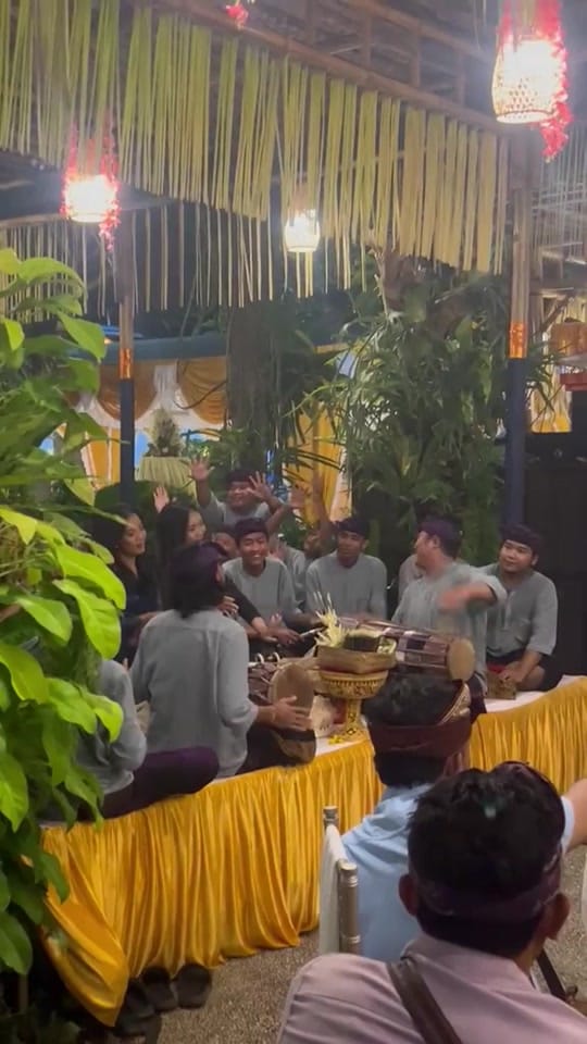 Post 2 by Mahesa Putra on TikTok (video)