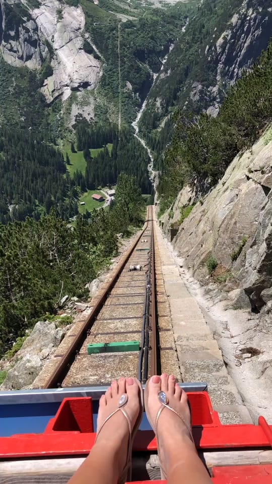 Post 9 by Tiffany Hebe on TikTok (video)