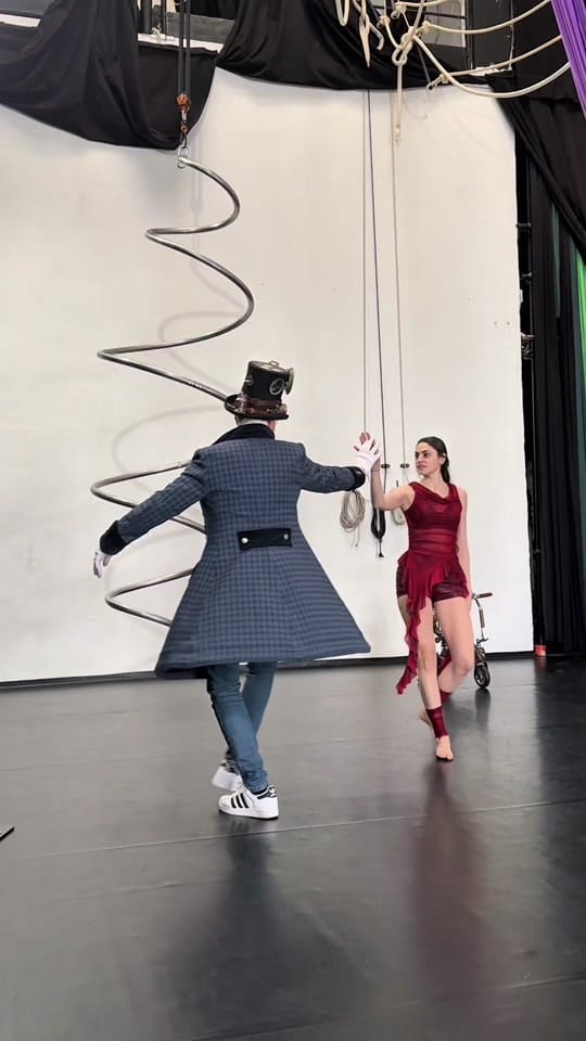Post 1 by Nox on TikTok (video)