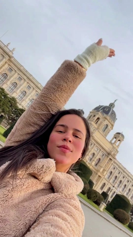 Post 4 by Aranchi on TikTok (video)