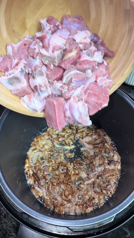 Post 5 by Food Studio DXB on TikTok (video)