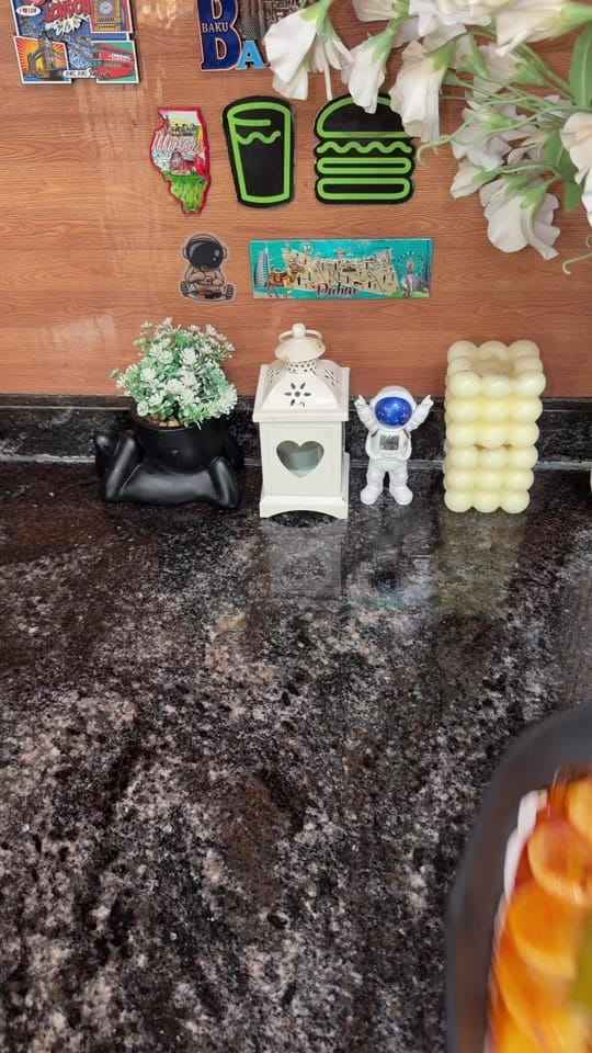 Post 1 by Food Studio DXB on TikTok (video)
