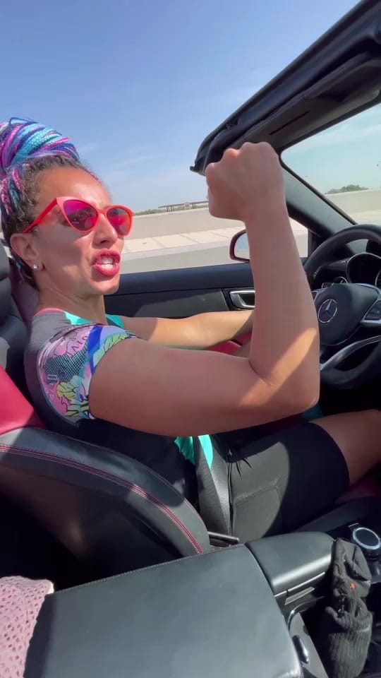 Post 4 by Hala Krunz on TikTok (video)