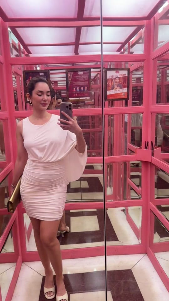 Post 4 by BeaSantiago on TikTok (video)