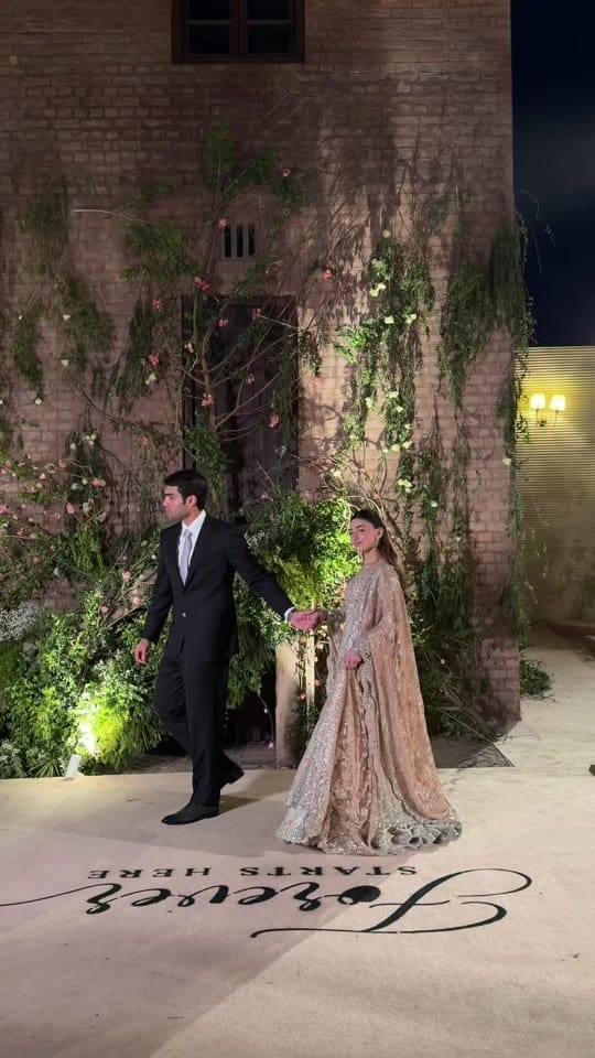 Post 3 by Izzah Shaheen Malik on TikTok (video)