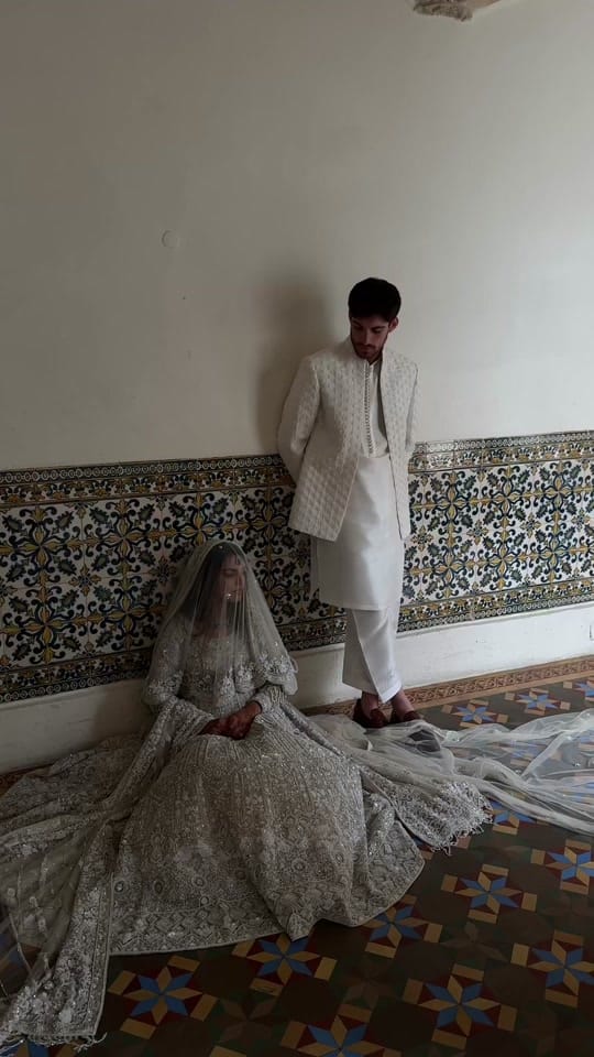 Post 5 by Izzah Shaheen Malik on TikTok (video)