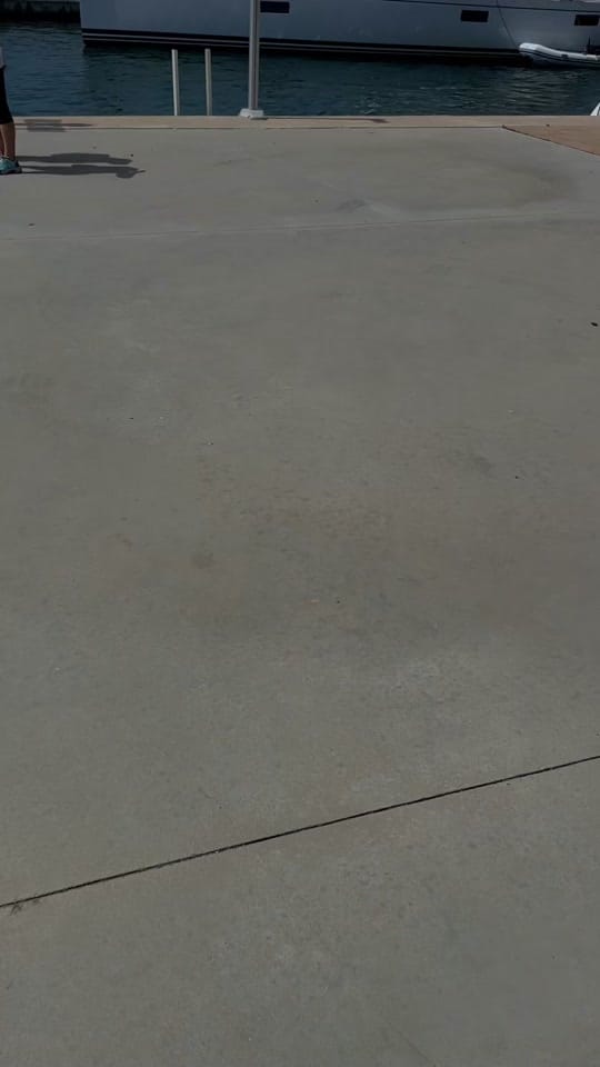 Post 1 by KIR on TikTok (video)