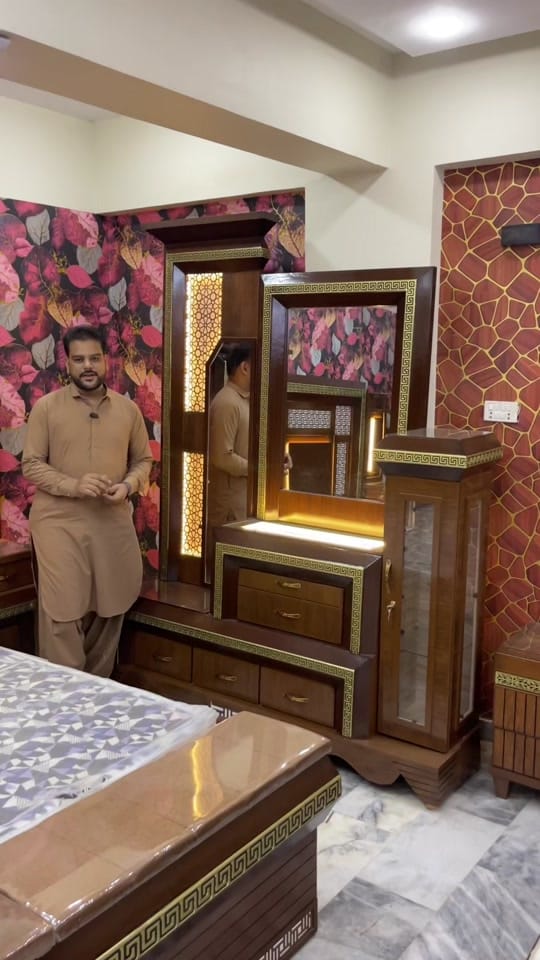 Post 8 by Khaas Marketing on TikTok (video)