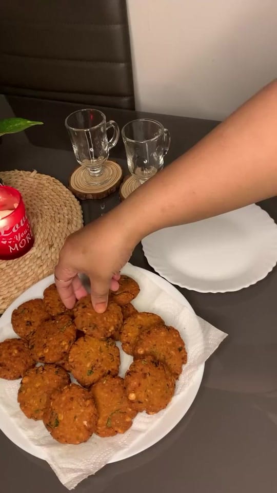 Post 4 by Hiba Fasil on TikTok (video)