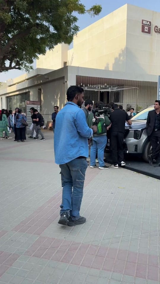 Post 7 by Amir Lodhi on TikTok (video)