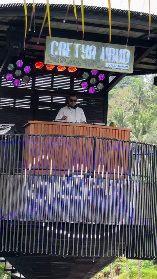 Post 5 by Khair.khilji on TikTok (video)