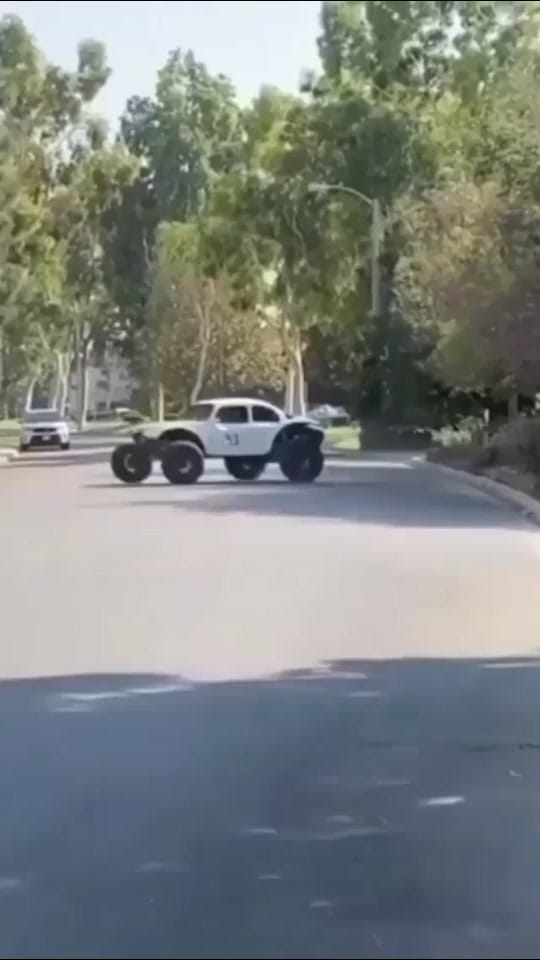 Post 10 by Arrastrando Chasis on TikTok (video)