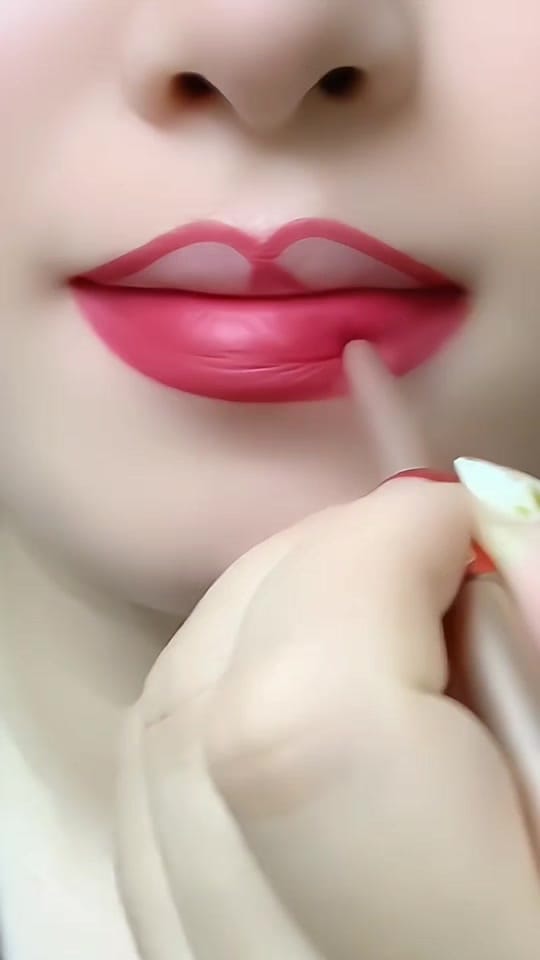 Post 1 by Inem Lipstik on TikTok (video)
