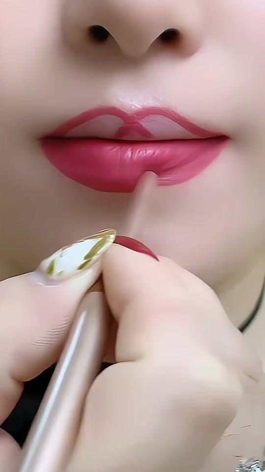 Post 4 by Inem Lipstik on TikTok (video)