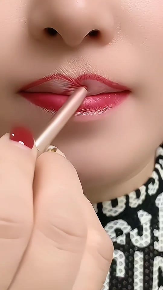 Post 5 by Inem Lipstik on TikTok (video)