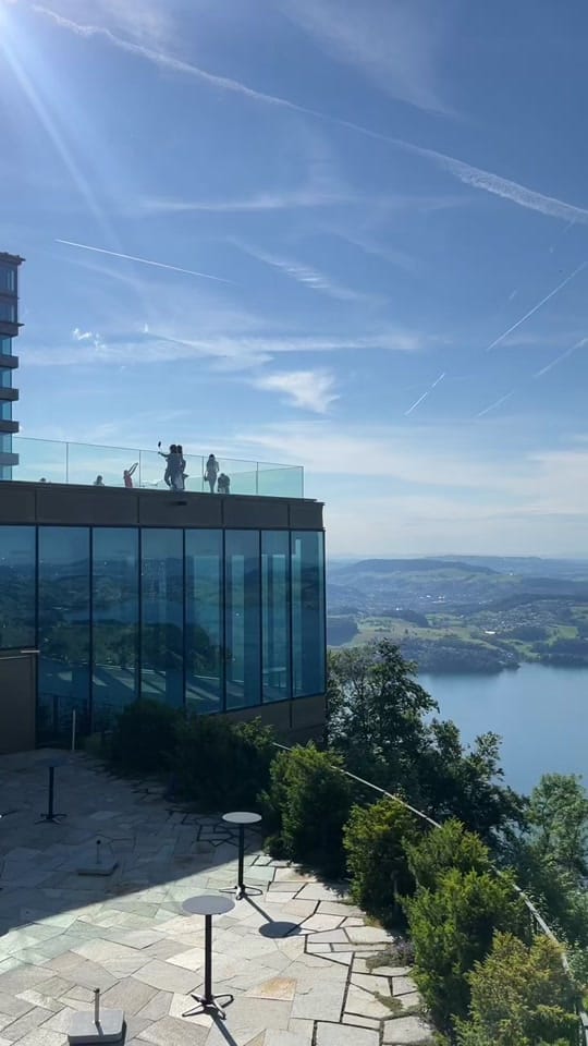 Post 9 by Daily Hi on TikTok (video)