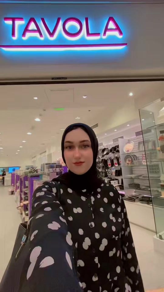 Post 6 by A M I R A 👑✨ on TikTok (video)