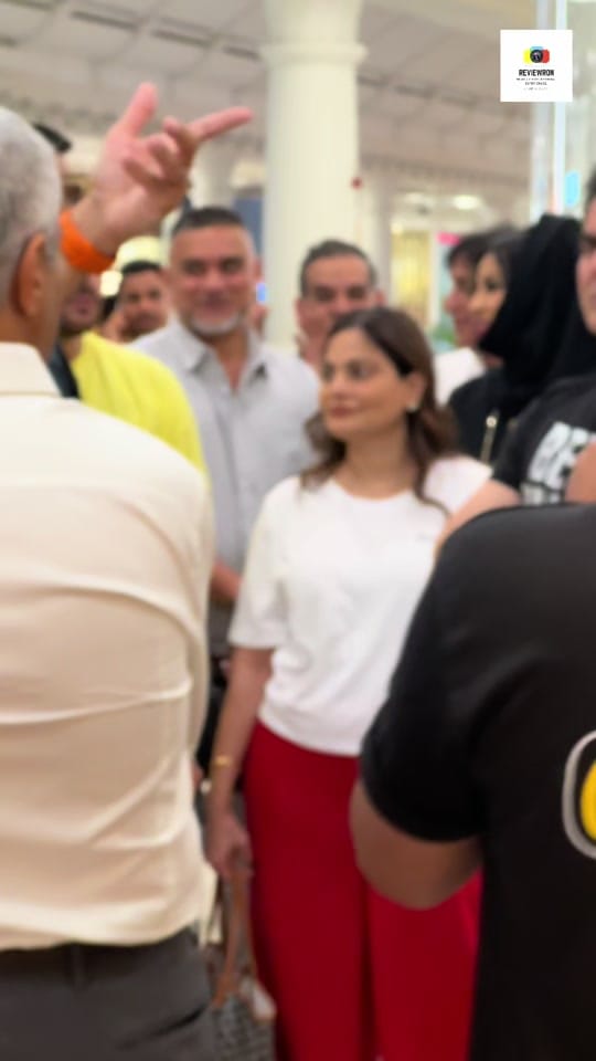 Post 8 by Ronak Kotecha on TikTok (video)