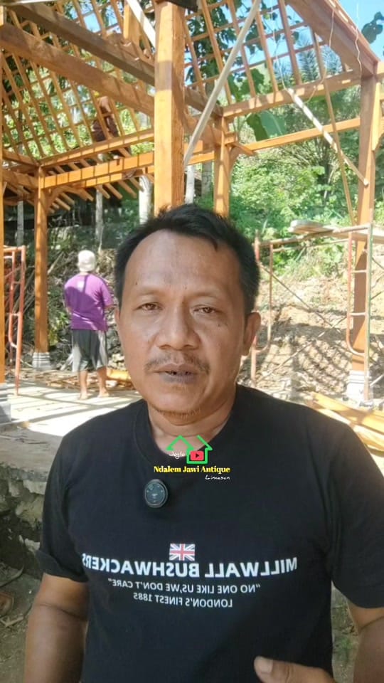 Post 3 by Ndalem Jawi Antique on TikTok (video)