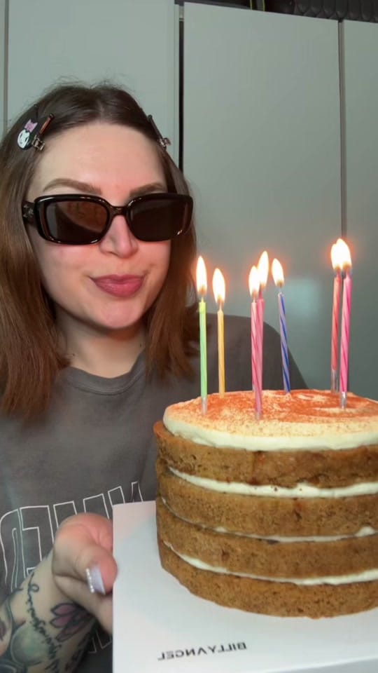 Post 1 by Ilaria on TikTok (video)