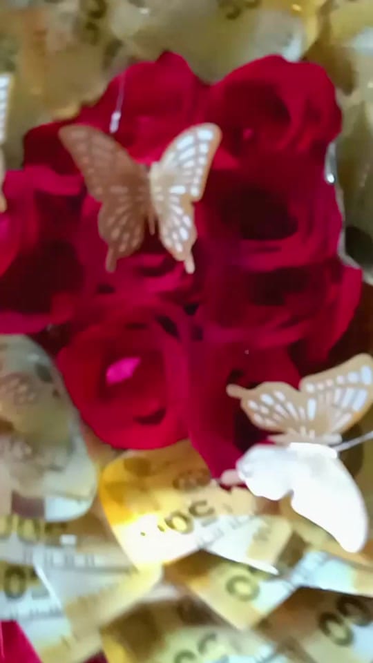 Post 1 by Anyang07 on TikTok (video)
