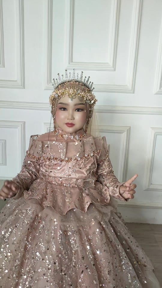 Post 6 by Fatimah Wedding on TikTok (video)