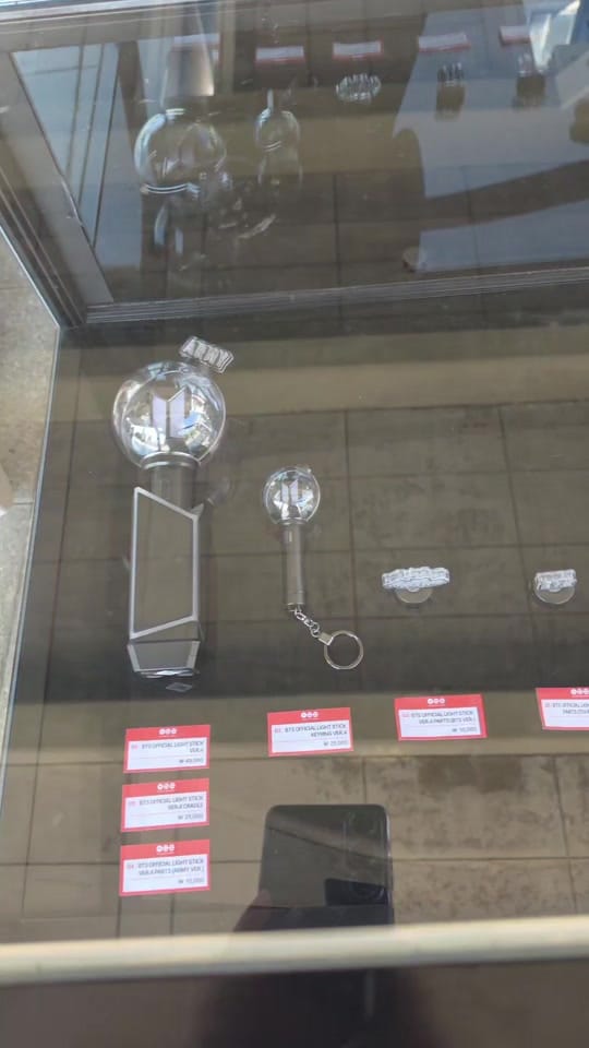 Post 7 by Mrsmunkoreashop 🇰🇷 on TikTok (video)