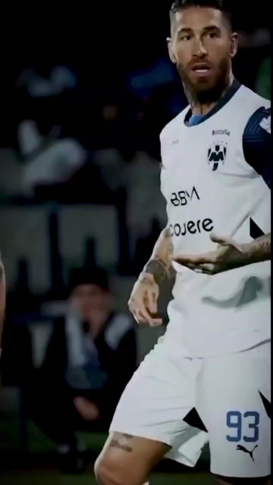 Post 3 by khalil 102 on TikTok (video)