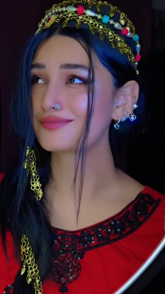 Post 6 by sweet heart ❤️ 💙 💜 💖 on TikTok (video)
