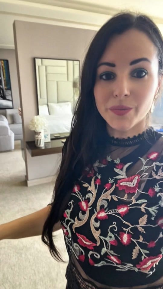 Post 4 by Laurie FERSING on TikTok (video)