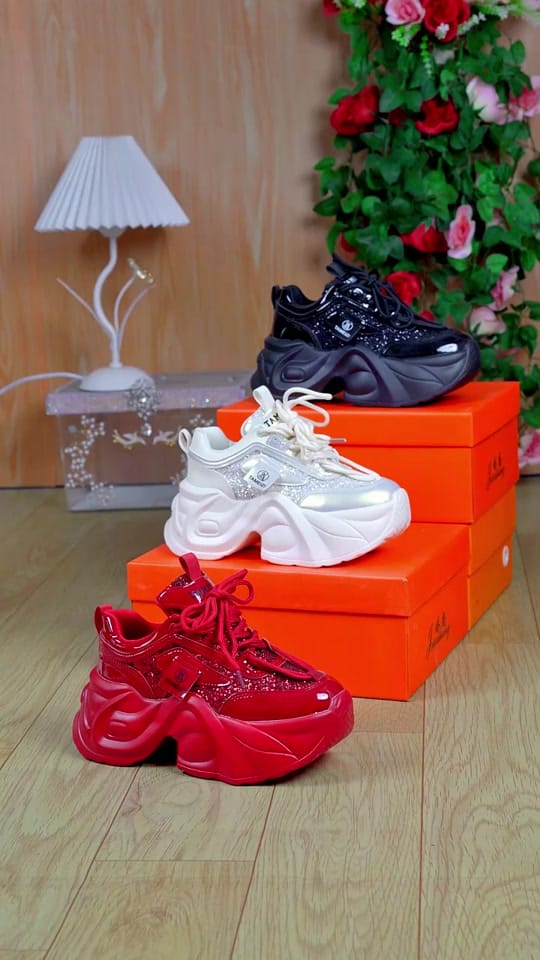 Post 10 by SheShoe Official on TikTok (video)