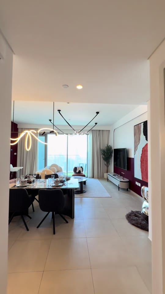 Post 5 by nneda.ae on TikTok (video)