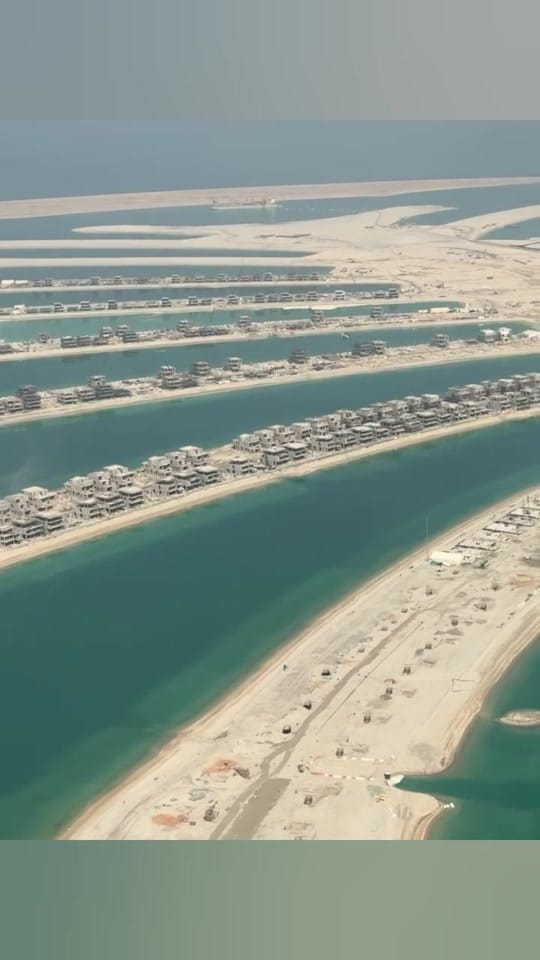 Post 9 by DubaiHaus | UAE Real Estate on TikTok (video)