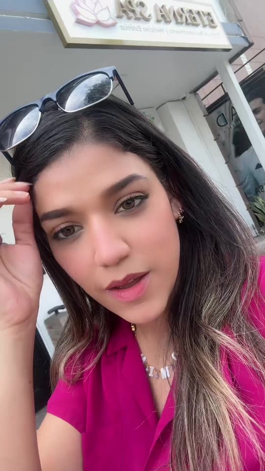 Post 4 by Romina Sanchez on TikTok (video)