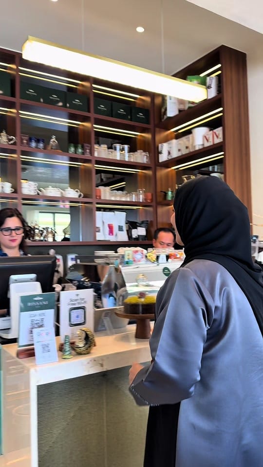 Post 6 by lahja_uae on TikTok (video)