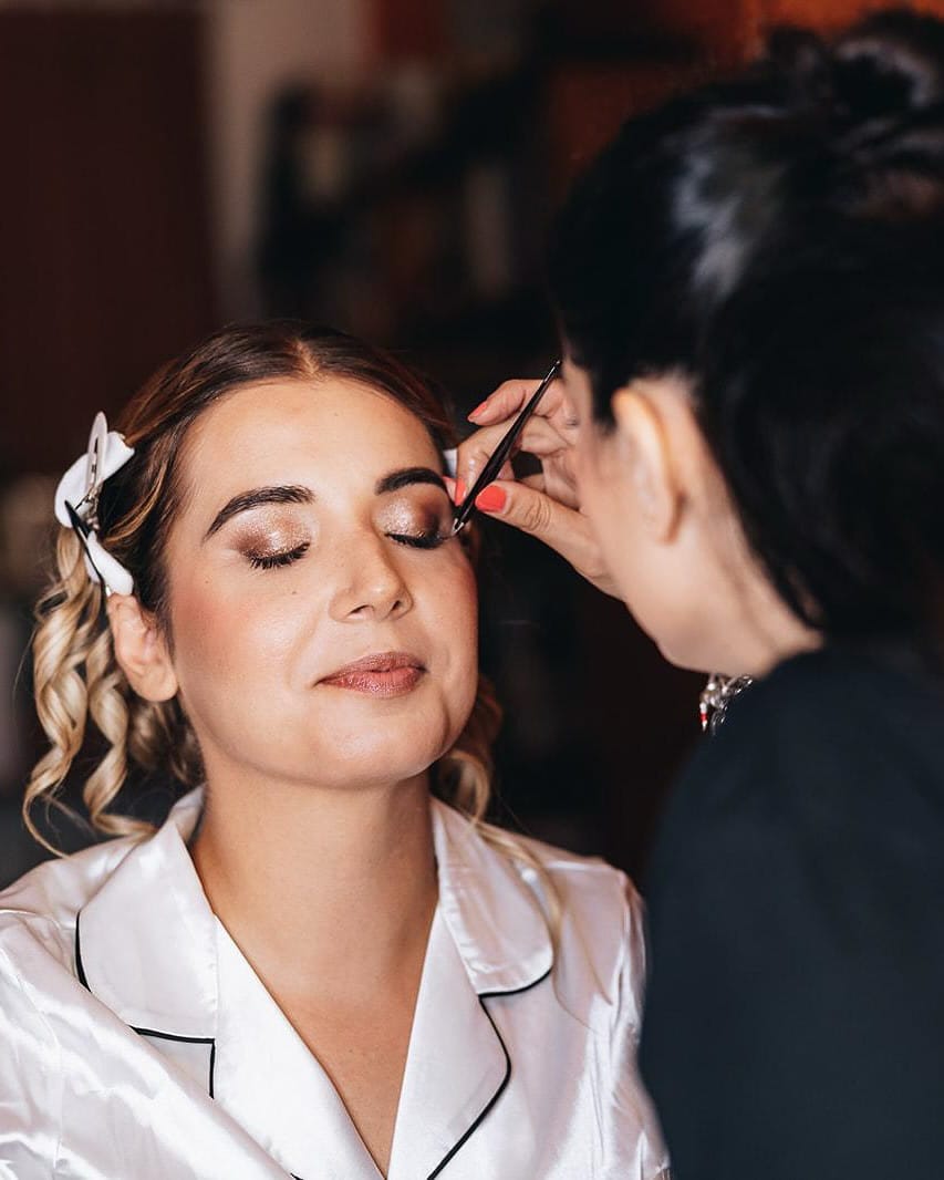 Post 5 by Martina Affricani Makeup Artist on Instagram (carousel)