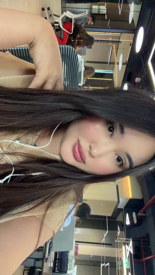 Post 2 by SwanWeber1 on TikTok (video)