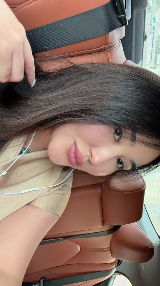 Post 1 by SwanWeber1 on TikTok (video)