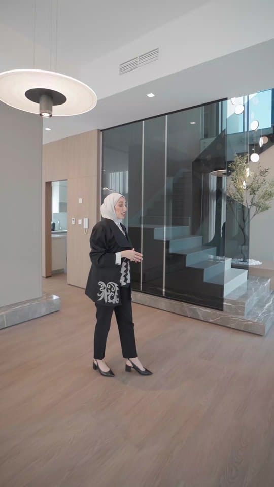 Post 9 by ebarza Furniture UAE on TikTok (video)