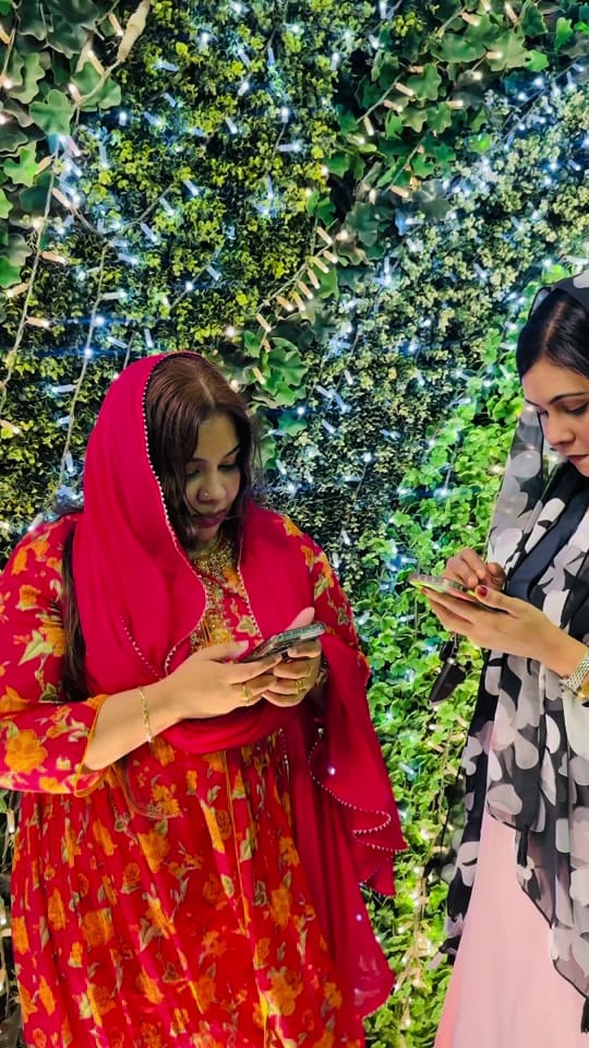 Post 6 by Razeena Surumi on TikTok (video)
