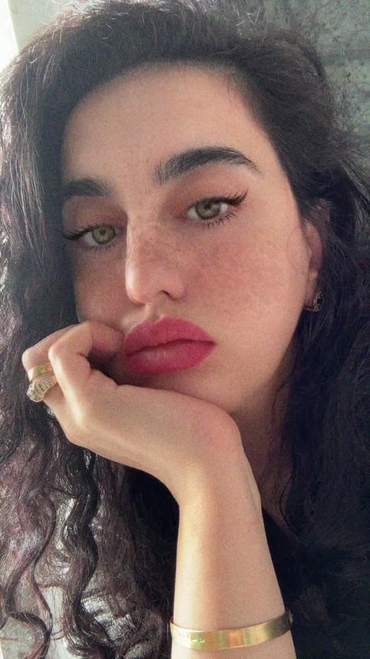 Post 2 by 👑 ★ 𝐀𝔫ķ𝐚 ★ 👑 on TikTok (video)