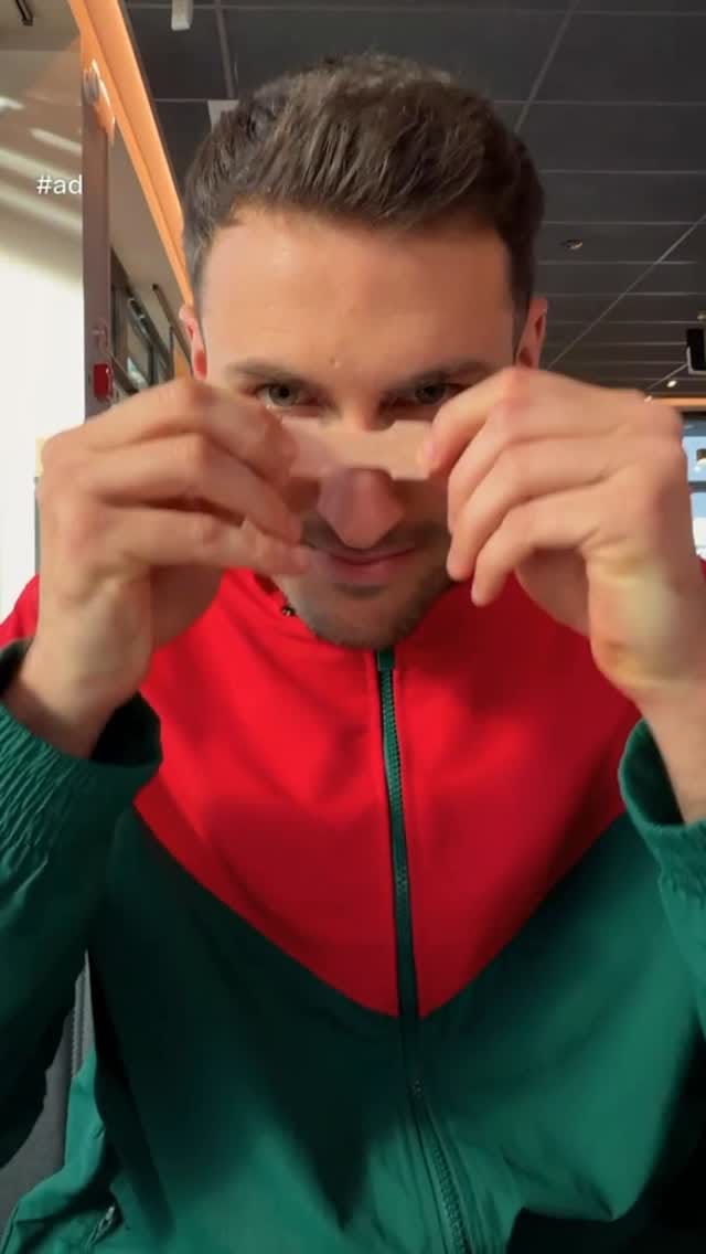 Post 5 by Santiago Gimenez on Instagram (video)