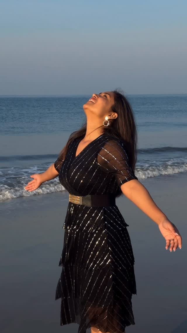 Post 4 by Vaishnavi Naik on Instagram (video)