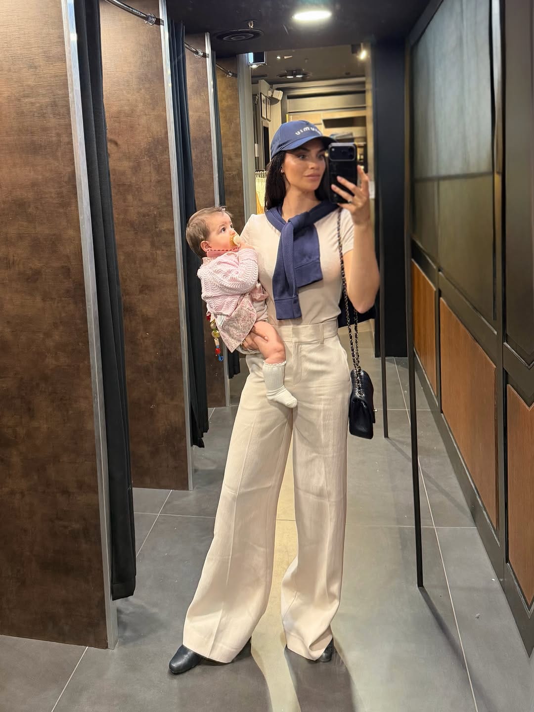 Post 4 by NICOLE on Instagram (carousel)