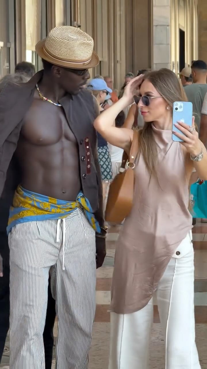 Post 3 by Lomme Lomme on Instagram (video)